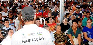 Cerim�nia determinou a entrega de documenta��o oficial (Brito/ GDF)