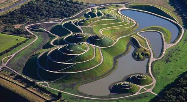 Jardins de não têm como proposta apenas o efeito visual, provocam também a reflexão sobre a natureza de todas as coisas (Divulgação/Charles Jencks)